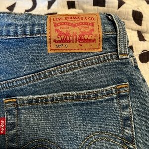 BRAND NEW Levi’s 501 W28 L28
